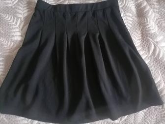Продам юбки черные по 1000 тг
