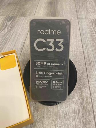 Телефон Realme C33