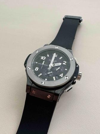 Часы Hublot