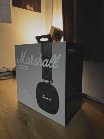 Наушники Marshall Major IV