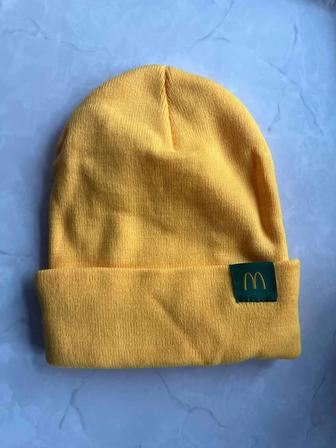 Желтая шапка