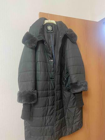 Продам женский пуховик