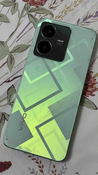 Продам телефон VIVO Y 22