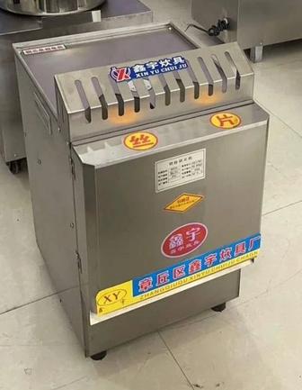 Овощерезка для овощей GJ807
Мощность 750 Вт