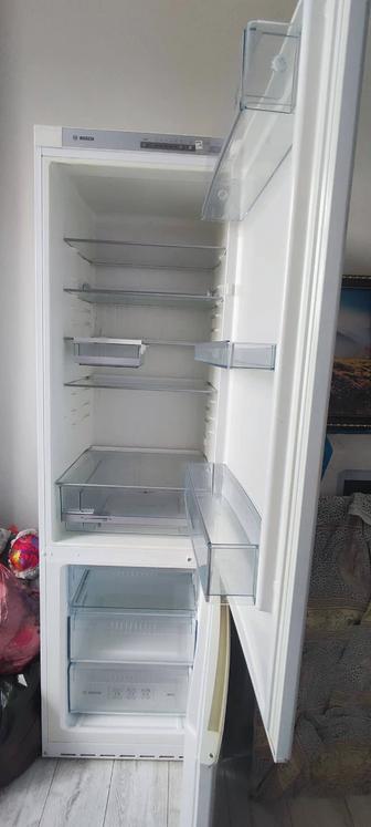 Холодильник б/у продам