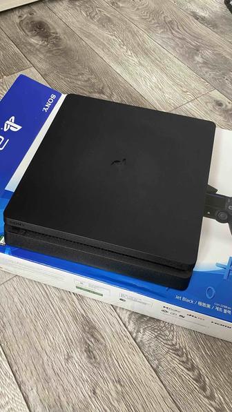 Игровая приставка Sony PlayStation 4 Slim 1 Tb геймпад игры