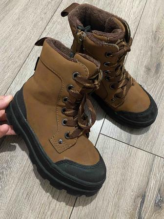Ботинки демисезонные
