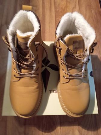Продам НОВЫЕ - ЗИМНИЕ теплые ботинки