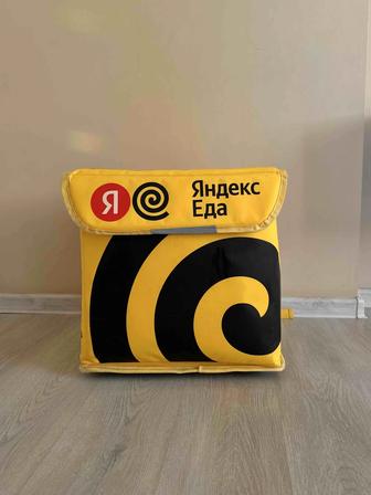 Продам Яндекс термо сумку в отличном состоянии!