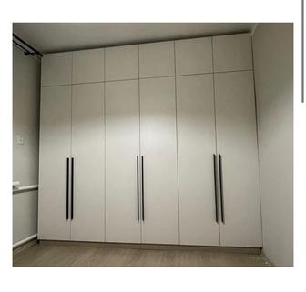 Шкаф распашной