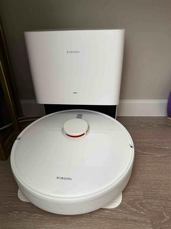 Продам робот пылесос Xiaomi Robot Vacuum X10