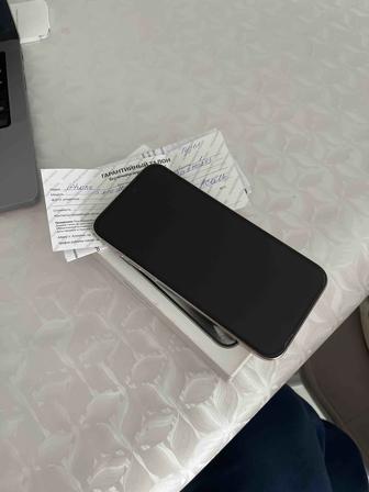 Продам IPhone 15 pro max(256 gb)