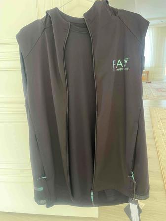 Безрукавка Armani мужская