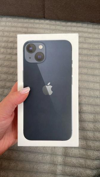 Продам iPhone 13