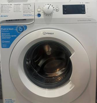 Продам стиральную машину Indesit