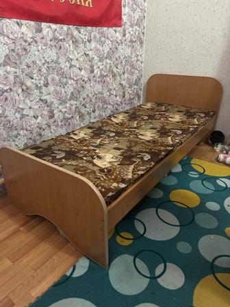 Продам кровать