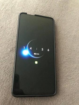 Продам телефон MI9T