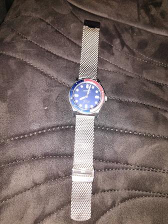 Продаю отличные часы Skagen