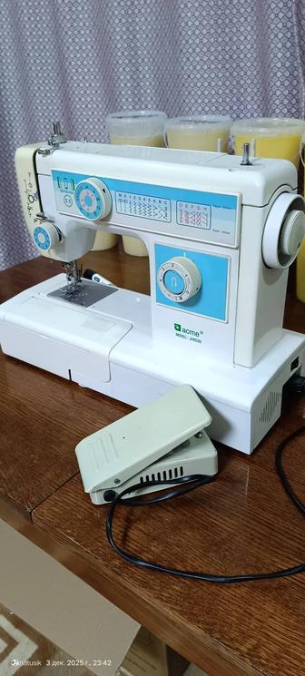 Швейная машина