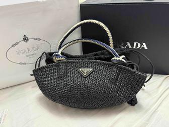 Сумка Prada