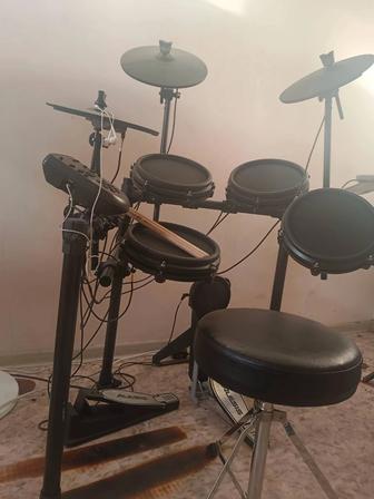 Барабаны alesis nitro mesh kit
