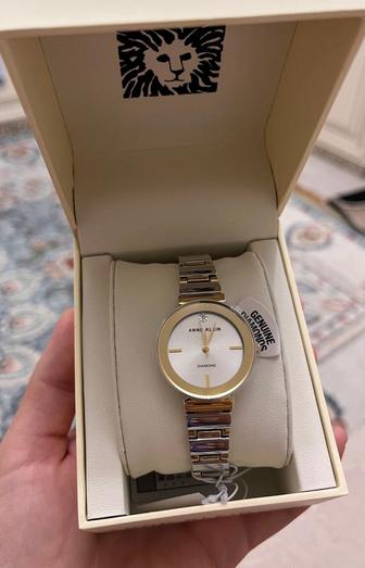 Продам часы Anne Klein