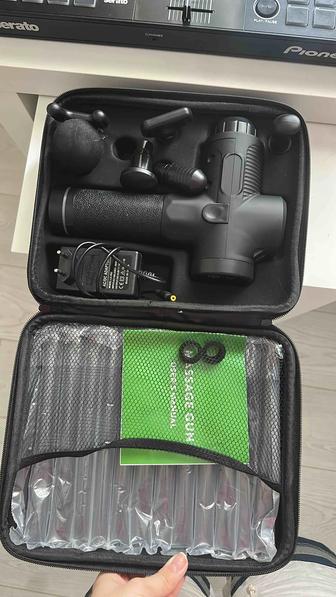 Перкуссионный массажер