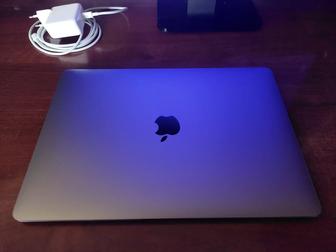 MacBook Air M1 8/256