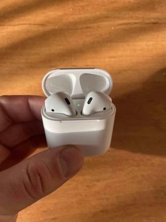 AirPods