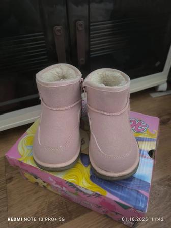 Продам зимние сапожки