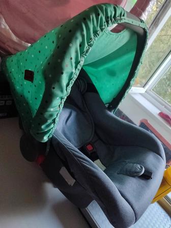 Продам автокресло