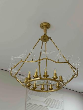 Продаю две люстры