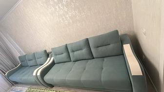 Продам гостиной диван