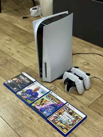PlayStation 5 с дисководом 2 геймпада 4 игры