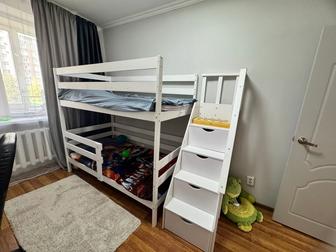 Двухъярусная кровать