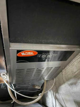 Продам ледогенератор