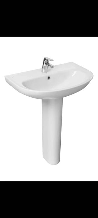 Раковина с пьедесталом, в отличном состоянии