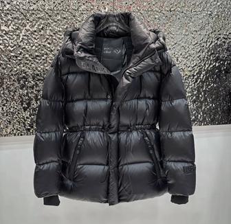 Продам зимнюю куртку