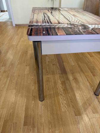 Кухонный стол