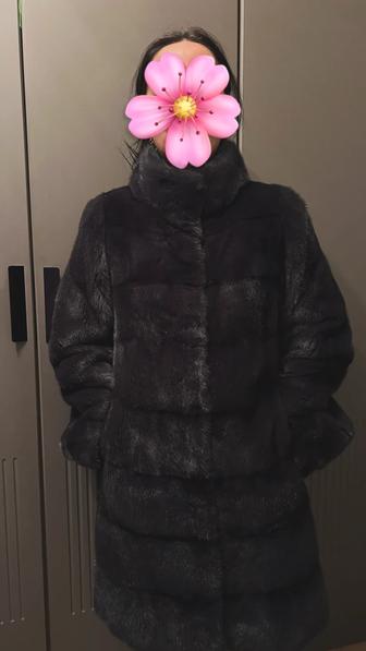 Продам норковую шубу