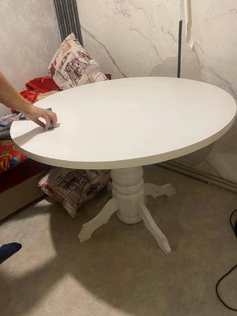 Стол для кухни и шкаф прихожей