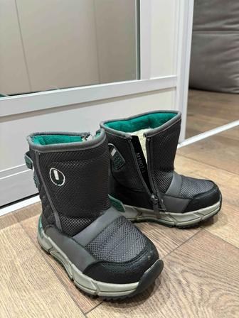 Детская зимняя обувь ботинки 26 размер