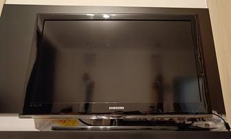 Телевизор Samsung LE32C530