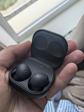 Продаю Samsung buds Pro
