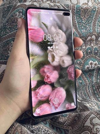 Продам SamsungS10 плюс