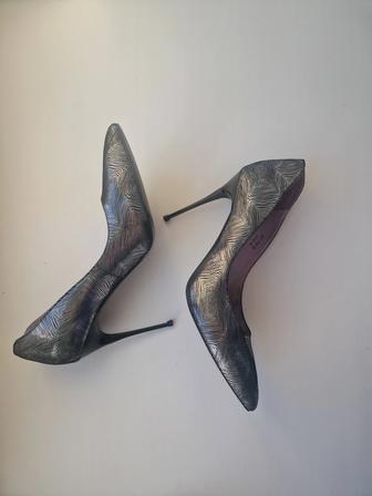 Очень красивые туфли.