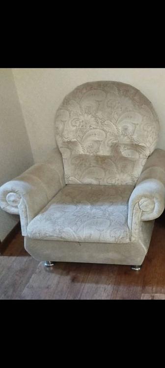 Продам кресло