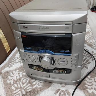 Музыкальный центр