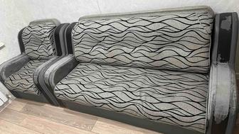 Отдам даром диван