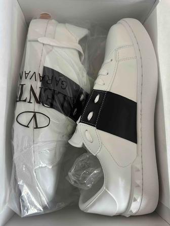 кеды valentino